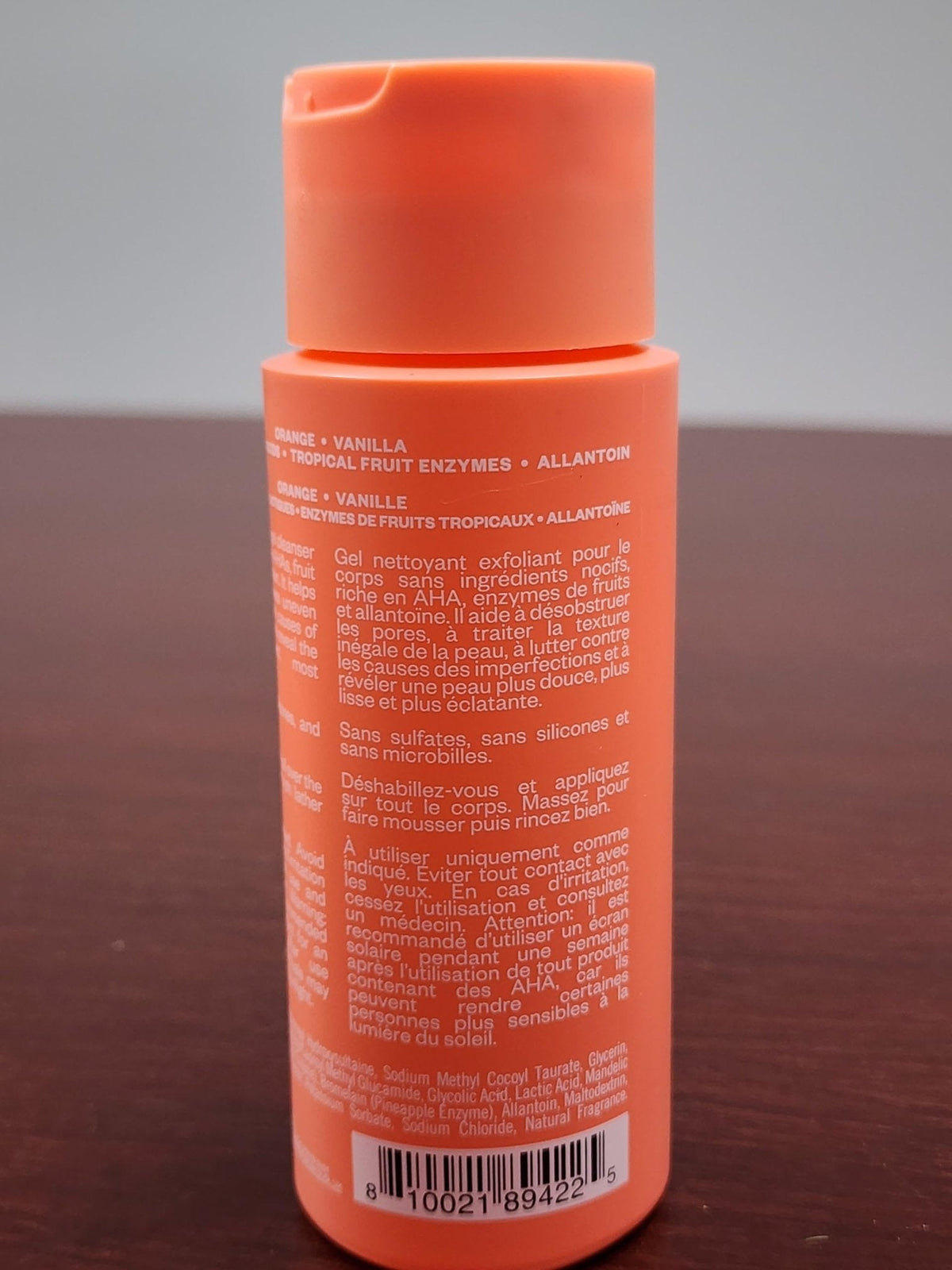 Kosas Kosasport Good Body Skin Exfoliating Body Cleanser - Juicy Clean - Maple Wellness Supplements